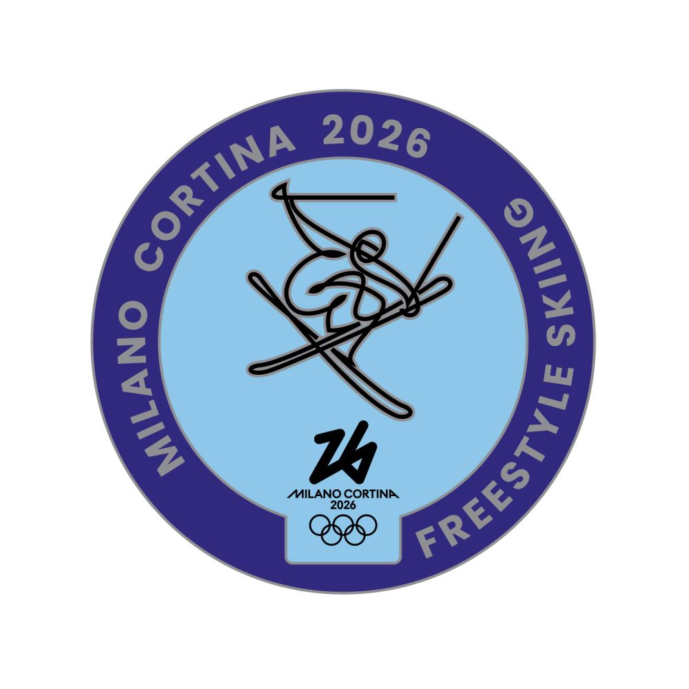 MC26 OLYMPIC PICTOGRAM - FREESTYLE SKIING SILVER METAL PIN 33MM X 33MM