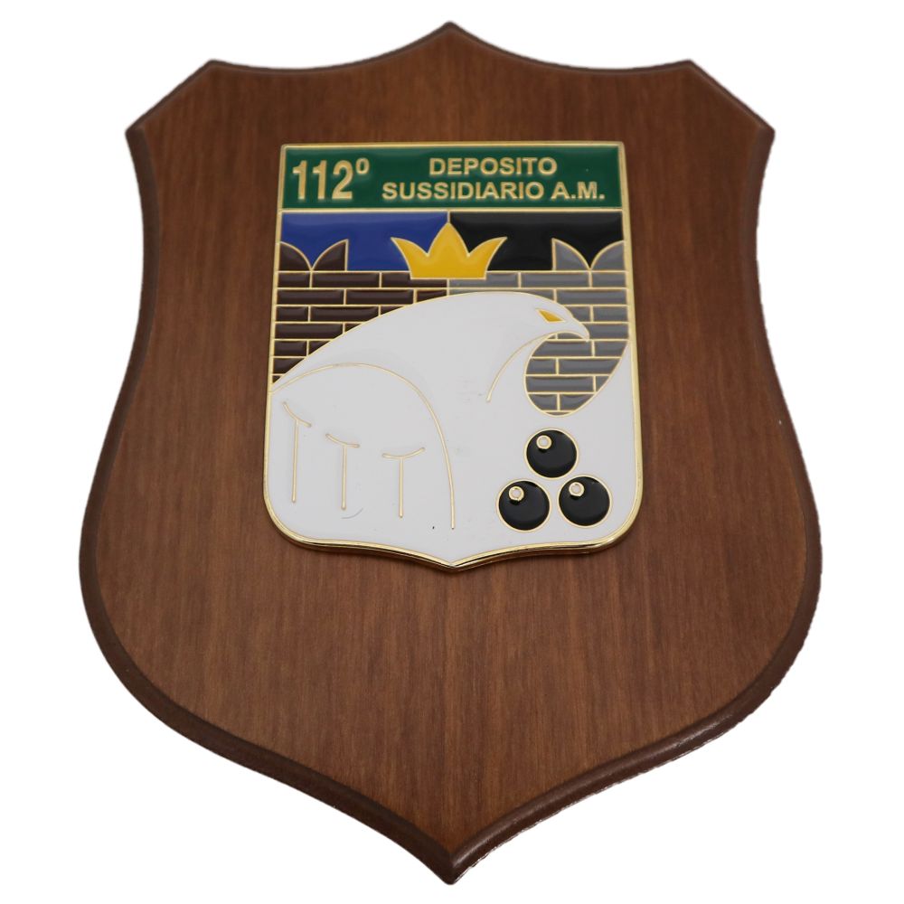 CREST IN METALLO SMALTATO BASE LEGNO CL3 22,50 X 17,50 CM 112 DEP SUSSID