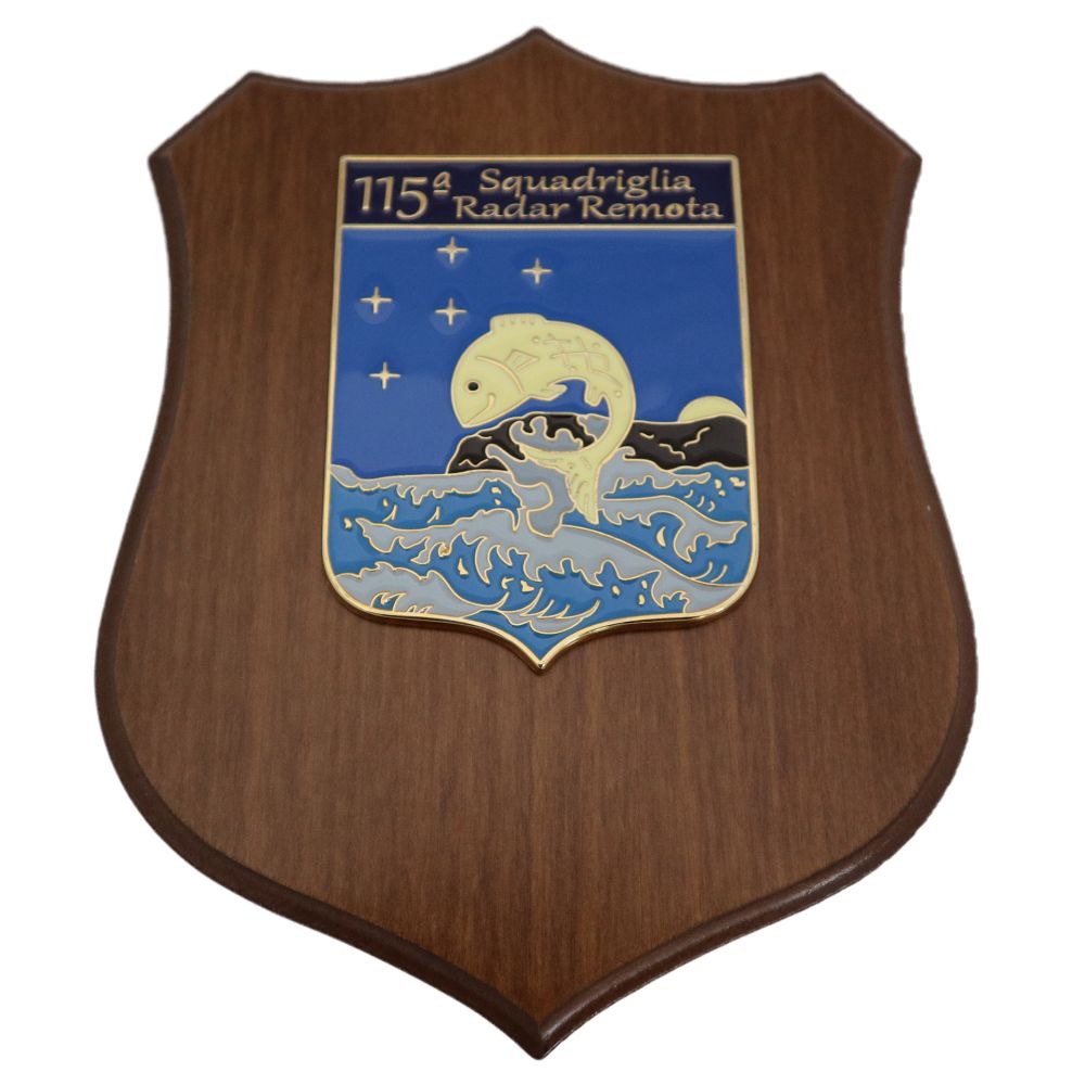 CREST IN METALLO SMALTATO BASE LEGNO CL3 22,50 X 17,50 CM 115 SQUAD RADA