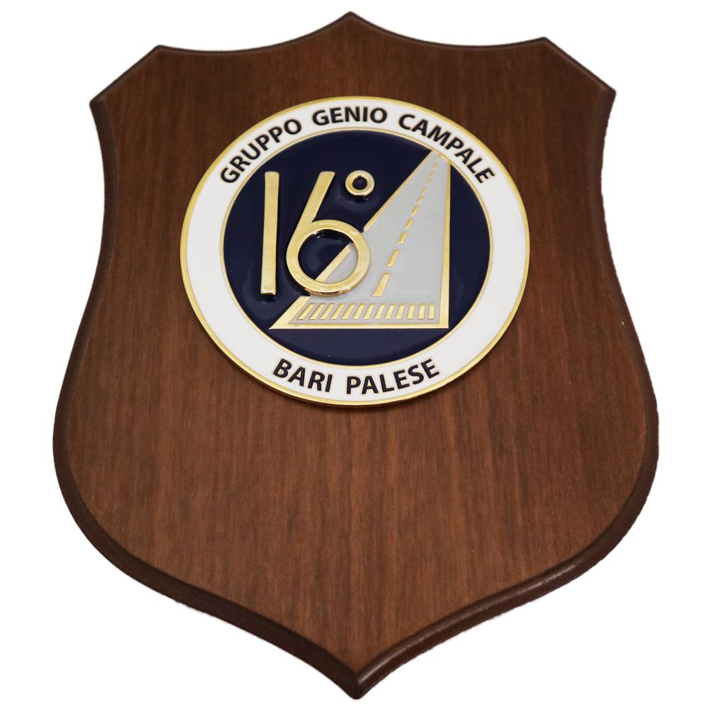 CREST IN METALLO SMALTATO BASE LEGNO CL3 22,50 X 17,50 CM 16 GR GEN CAMP