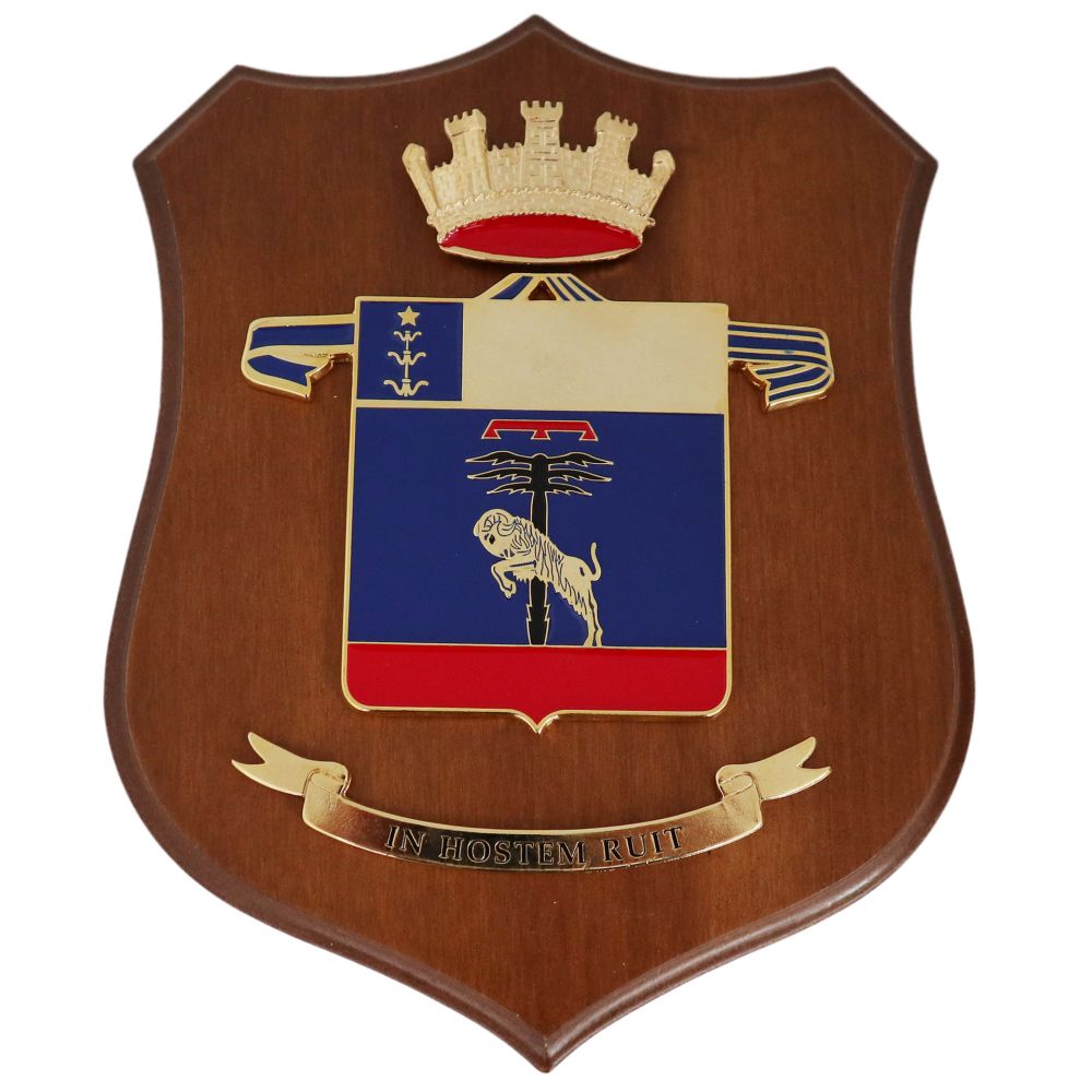 CREST IN METALLO SMALTATO LEGNO CL3 22 X 17 CM 32 RGT CARRI